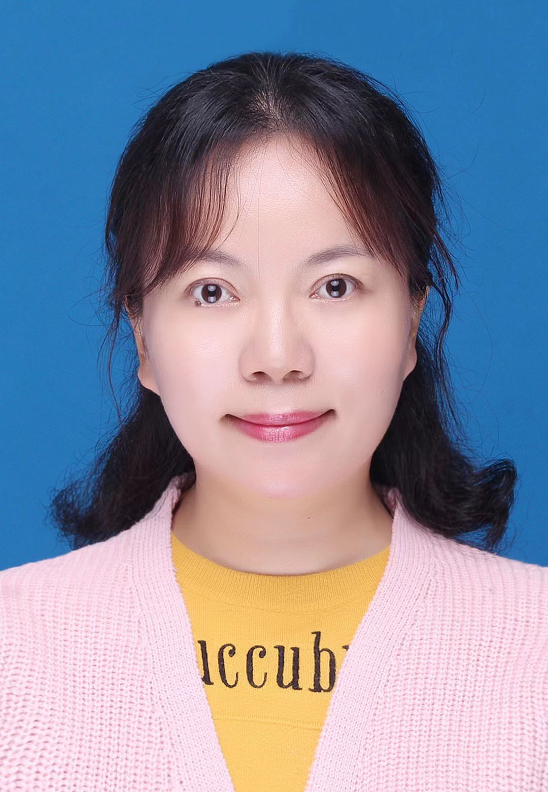 张云霞