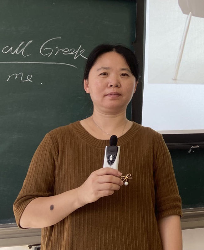 杨春丽